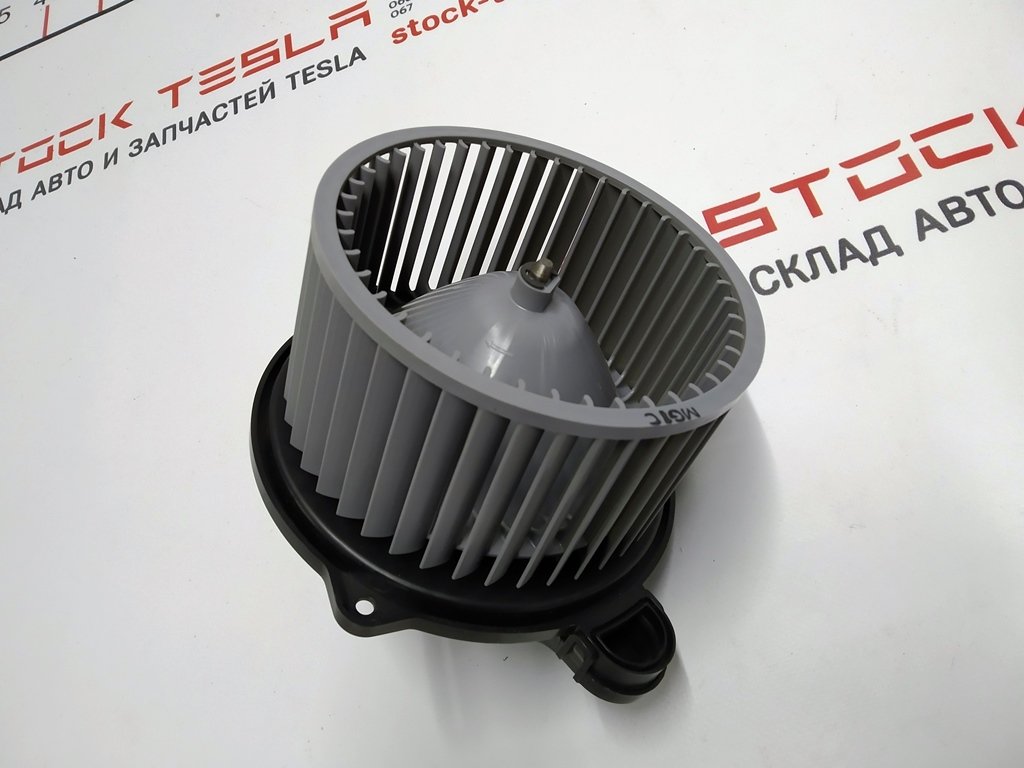 14 Bakre luftkonditioneringsfläkt (kupévärmare) F00S 3B2 578 Tesla Model X 1023883-00-J